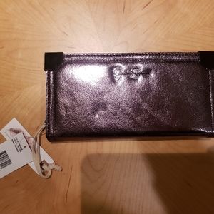 Jessica Simpson wallet